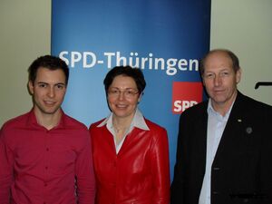 Maik Klotzbach (Vors.Juso), Heike Taubert u. SPD- Landtagskandidat Jürgen Holland-Nell, v.links