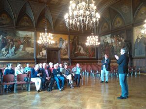 Im schönen Rathausfestsaal erzählte unser OB über Erfurt