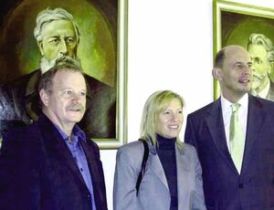 Bundesbauminister Wolfgang Tiefensee (rechts) mit MdB Ernst Kranz (Bau- und Verkehrsausschuss) und MdL Sabine Doht 