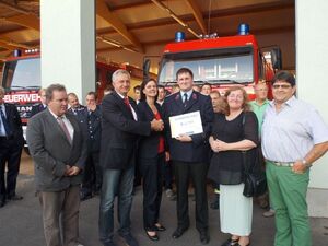 Uwe Vogt, Steffen-Claudio Lemme, Antje Hochwind, Anderas Sorber, Dorothea Marx und Thomas Gehlhaar bei der Übergabe