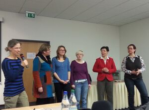 Conny Klisch stellt dem SPD Landesverband unsere Mentees vor