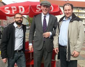 (Christoph Vietze, Jakob von Weizäcker und Andreas Kreißig – erster Infostand der Nord-SPD zur Europa- und Kommunalwahl)