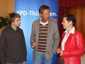 Heike Taubert, SPD-Landesgeschäftsführer Jochen Staschewski und Veit Kern (v.r.n.l.)