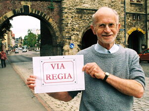 Am Nikolaitor soll ein Hinweis auf den „Via Regia“ angebracht werden - Dr. Wolfgang Schenk - einer der Initiatoren
